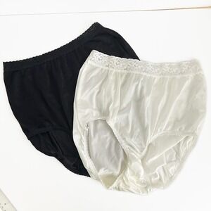 Set of 2‎ Vintage Hanes Her Way Hi Cut Satin Nylon Panties Lace Trim Size 8 NWOT